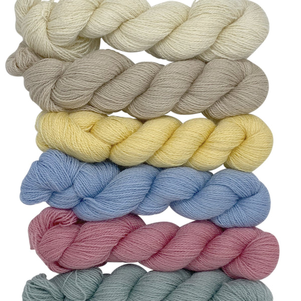 4ply (Fingering/Sports Weight):  Rare Breed Wensleydale and Bluefaced Leicester Natural - Undyed