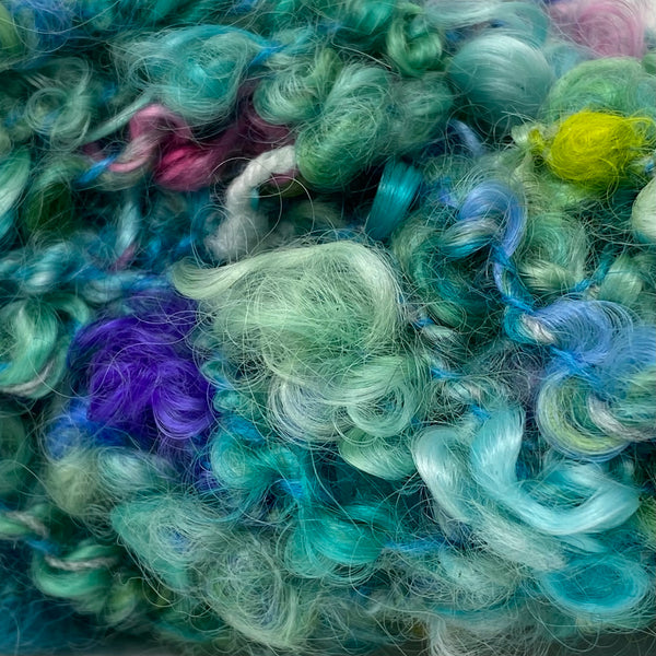 Hand-spun Wensleydale Chunky (bulky) weight 100g (3.52 oz) skein Rouen shades in blue and green