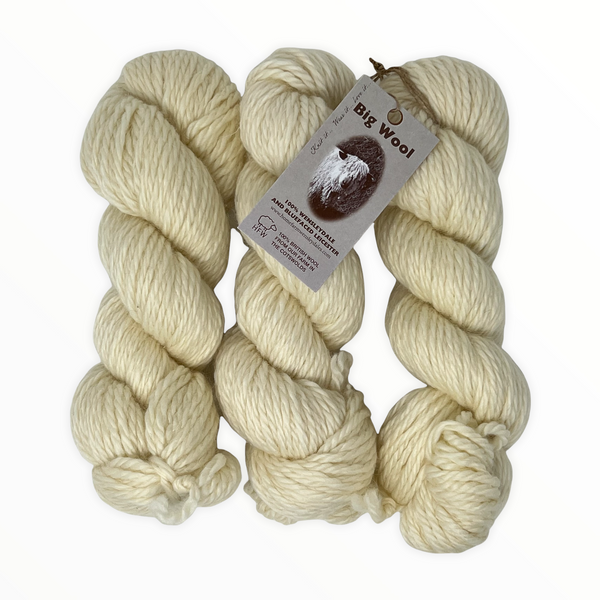 Natural (undyed) Bulky Wool 100g (3.52 oz): Rare Breed Wensleydale and Bluefaced Leicester