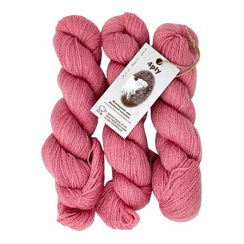 4ply (Fingering/Sports Weight) 150g (5.29 oz): Rare Breed Wensleydale and Bluefaced Leicester Arlescote Blush