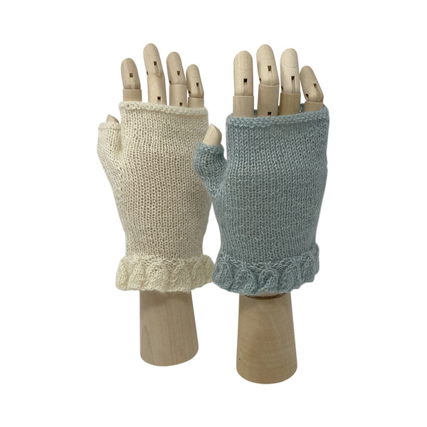 Ruffle Mitts