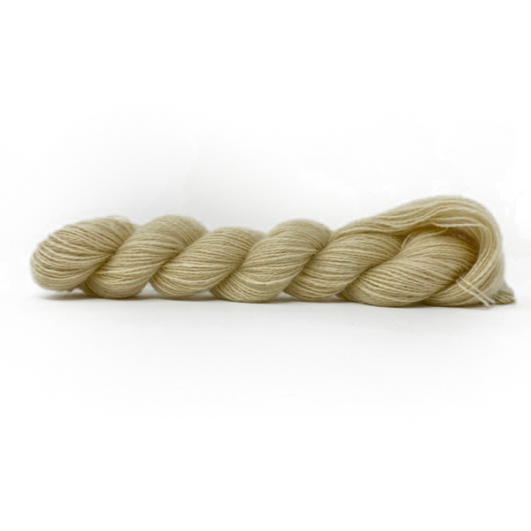 HALF PRICE Pure Wensleydale (4ply/Fingering/Sports Weight) Natural 500g (1.1 lbs) Special Offer