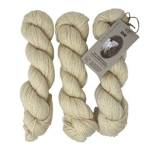 DK (8 Ply/Light Worsted)  150g (5.29 oz) Rare Breed Wensleydale and Bluefaced Leicester Natural