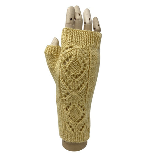 Fingerless mitt knitting kit from Home Farm Wensleydales