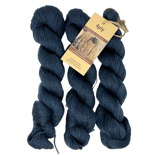 Pure Wensleydale (4ply/Fingering/Sports Weight) 150g (5.29 oz) Brea