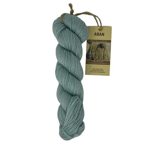 Pure Wensleydale: Gaverne (Aran/Worsted Weight) 100g (3.5 oz)