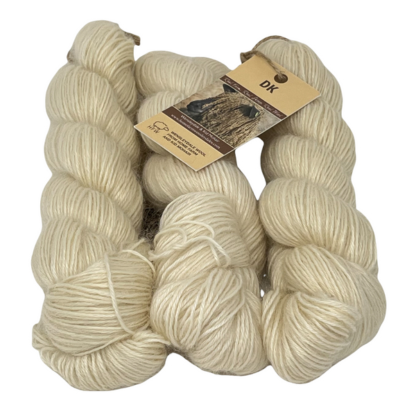 DK (8 Ply/Light Worsted) 100g (3.53 oz) Rare Breed Wensleydale and Luxury Kid Mohair Natural